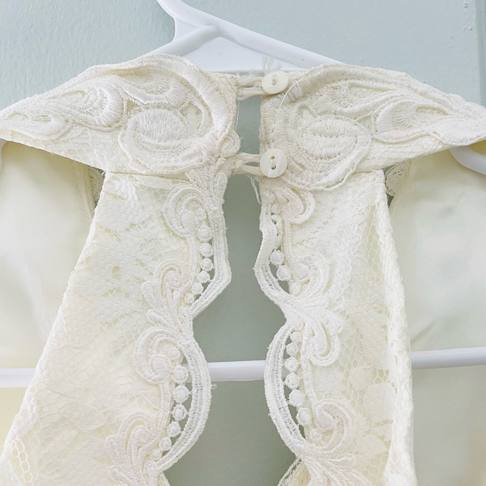 Vintage (80s) Scott McClintock Ivory Lace and Black Sleeveless Formal Dress / 6P - Picture 3 of 6